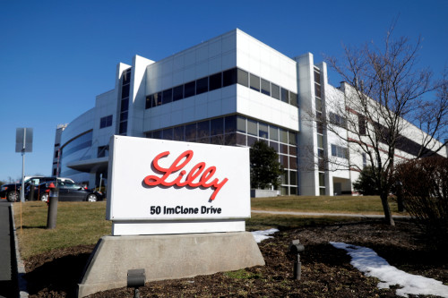 Eli Lilly bets big on weight-loss pill with $550 million inventory stockpile